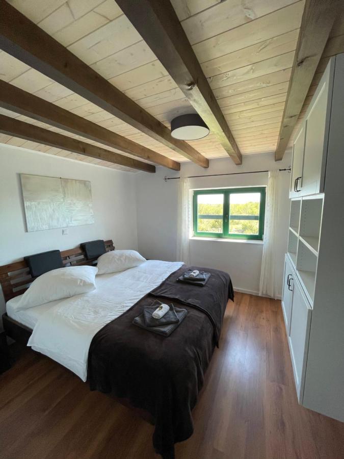 Villa Maslina Saric Devrske Ngoại thất bức ảnh