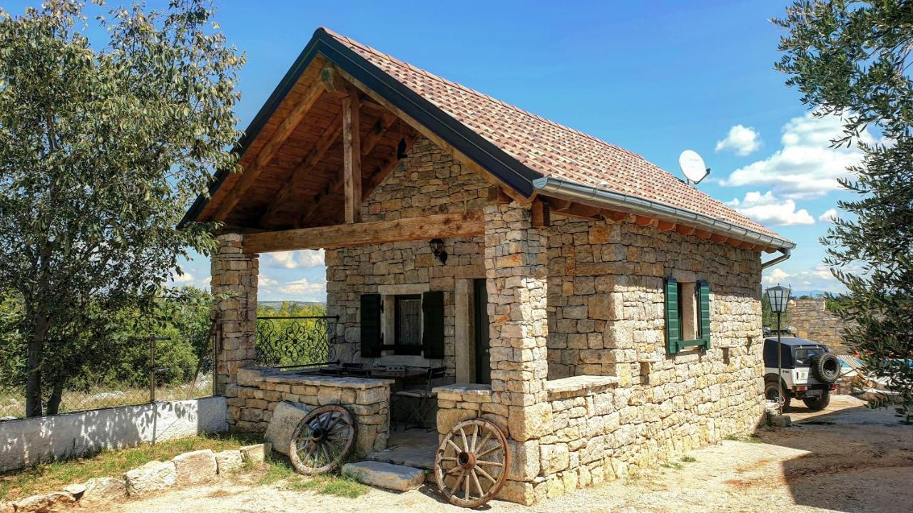 Villa Maslina Saric Devrske Ngoại thất bức ảnh